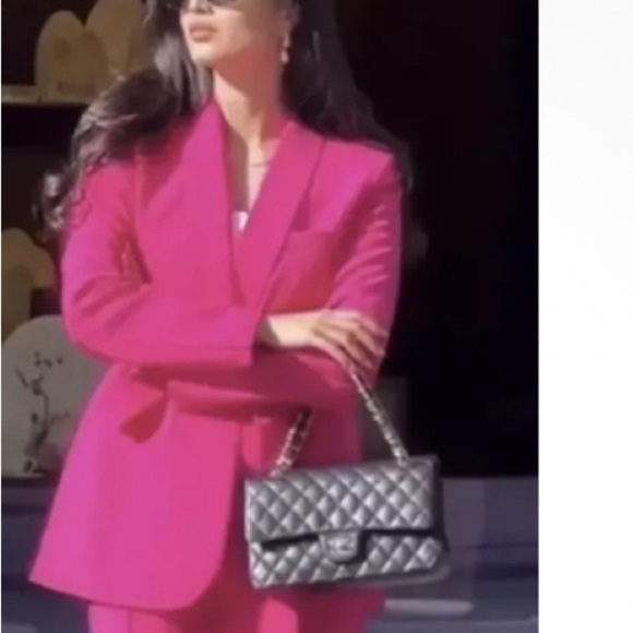 Zara XS fuchsia tuxedo collar blazer with belt. - Picture 5 of 12